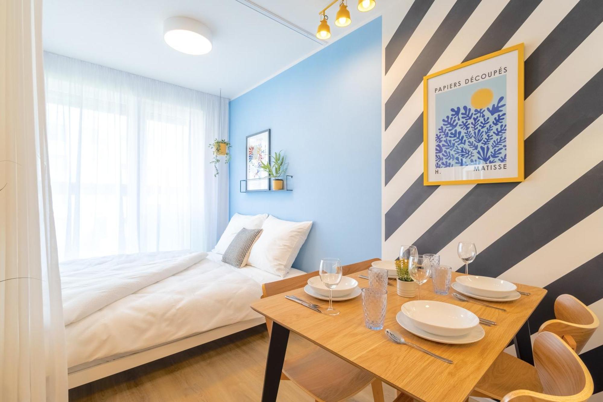 Yellow Apartment - Balcony, Free Parking, By Gravity Praha Eksteriør bilde